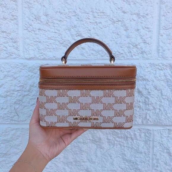 Michael Kors 35S2GTTC6J Jet Set Item Medium Zip Trunk Crossbody In Luggage Multi - Picture 2 of 6